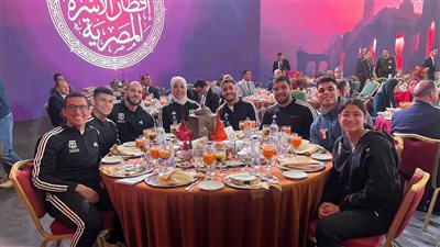 الأبطال الأولمبيون يشاركون في إفطار الأسرة المصرية مع الرئيس    