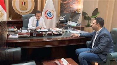 النائب أحمد فرغلى ووزير الصحة     