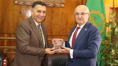 محافظ القليوبية يستقبل سفير أذربيجان لتعزيز التعاون الاقتصاد