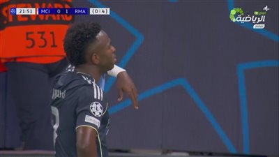 مان سيتي ضد الريال.. فينيسيوس جونيور يسجل الهدف الأول لـ ريا    