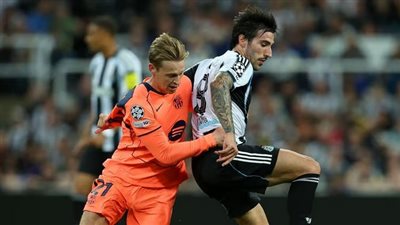 برشلونة ضد نيوكاسل يونايتد.. انطلاق مباراة برشلونة ونيوكاسل     