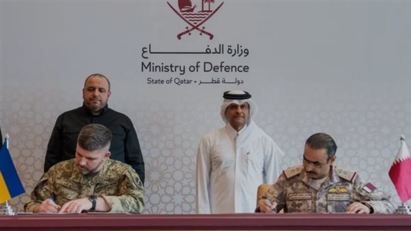 جانب من توقيع اتفاق بين قطر وأوكرانيا     