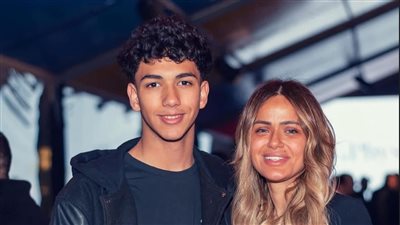 يسري الليثي ونجلها حسين    