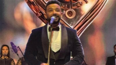 مطرب بدار الأوبرا 