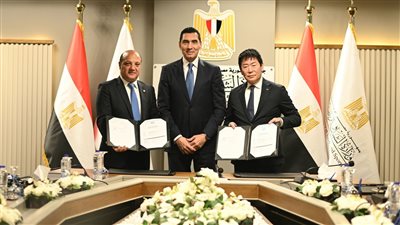 توقيع عقد استضافة مصر بطولة العالم جمباز ايروبيك 2028 لأول م    