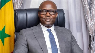 عبدالله فال     