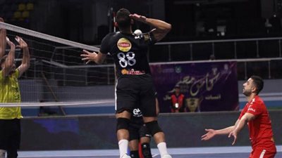 الأهلي يتخطى الجزيرة ويتأهل لنهائي كأس مصر للكرة الطائرة    