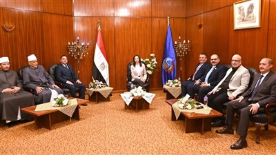 الدكتورة جاكلين عازر، محافظ البحيرة