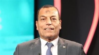 ناصر عباس يوضح سبب تواجده ضمن وفد الأهلي في اتحاد الكرة    