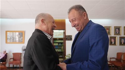 الخطيب وهاني أبو ريدة    