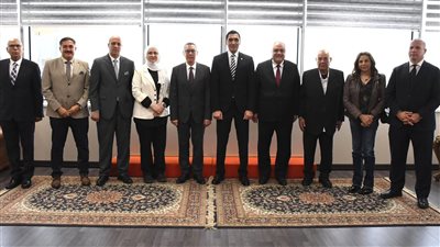 جوهر نبيل يلتقي ياسر قمر لبحث استعدادات الكرة الطائرة    