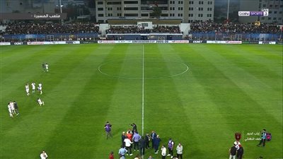 أزمة مفاجئة تؤجل انطلاق مباراة أولمبيك آسفي واتحاد العاصمة ف    