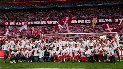 بعد الفوز بلقب الدوري.. بايرن ميونخ يبحث عن موسم إستثنائي بـ    