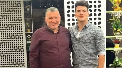 زيزو ووالده    