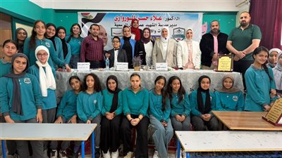 جانب من الندوة