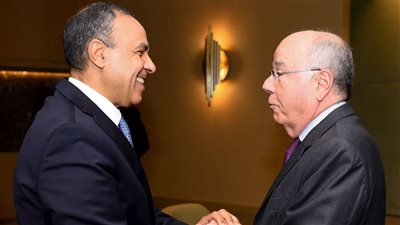 بدر عبد العاطي - ماورو فييرا