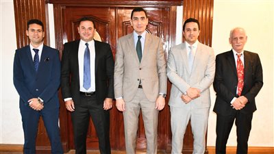 وزير الشباب والرياضة يجتمع باتحاد الشراع واستعدادات بطولة ال    