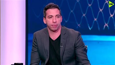 أحمد الأحمر والرباط الصليبي.. قصة تحدي استثنائية    