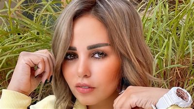 المطربة سوما 