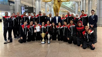 نادر عبده وإسلام صميدة يستقبلان أبطال إفريقيا للسباحة بمطار     