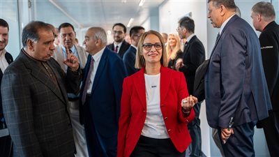 آمال خليفة.. سيدة الإدارة الناجحة في الاتحاد الدولي لكرة الي    