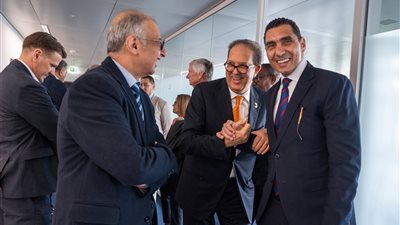 وزير الرياضة جوهر نبيل يخطف الأنظار في افتتاح مقر الاتحاد ال    