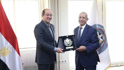 وزير المالية 