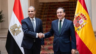 وزير الخارجية ونظيره الإسباني 