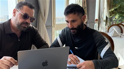 أحمد سعد وطارق العريان    