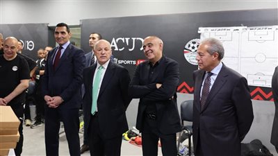 جوهر نبيل وأبو ريدة ويحيى لطفي يدعمون منتخب مصر قبل كأس العا    