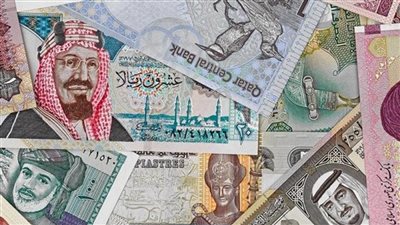 العملات