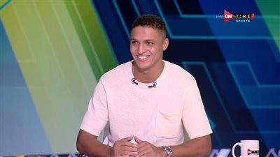 أحمد أمين أوفا لاعب البنك الأهلي     