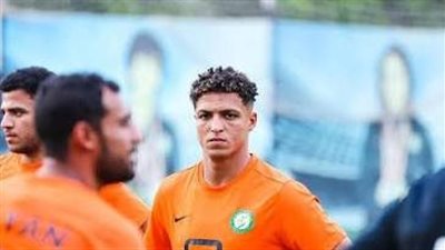  أحمد أمين أوفا لاعب البنك الأهلي    