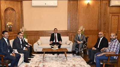 وزير الشباب والرياضة يتابع إعداد البطل البارالمبي للوس أنجلو    