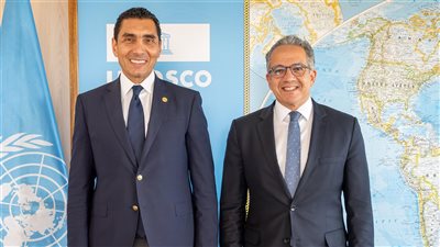 جوهر نبيل يلتقي خالد العناني بمقر اليونسكو لتعزيز التعاون ال    