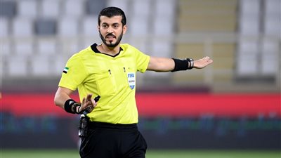 الحكم الإماراتي عمر العلي    