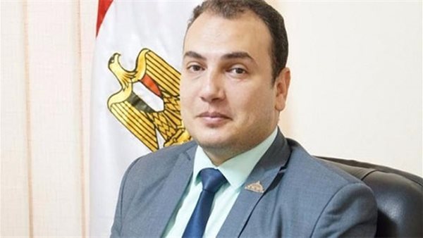 النائب شريف نادى