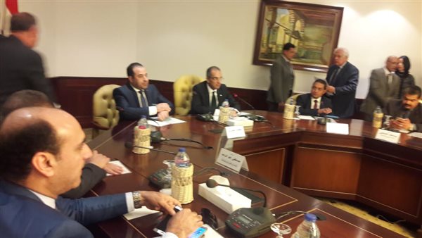 وفد لجنة الاتصالات