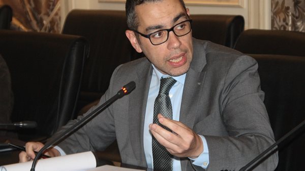 د محمد فؤاد عضو مجلس