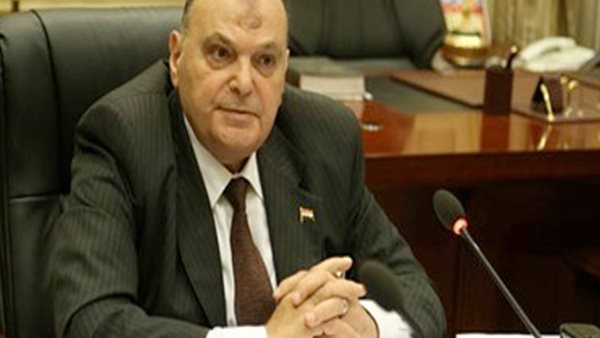 اللواء كمال عامر-رئيس