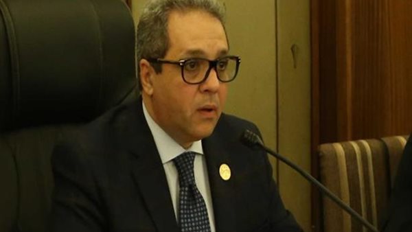 احمد حلمى الشريف-وكيل