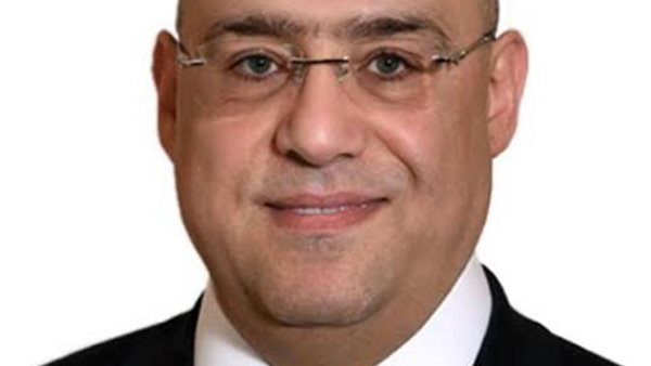 وزير الإسكان