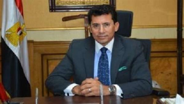 وزير الشباب والرياضة