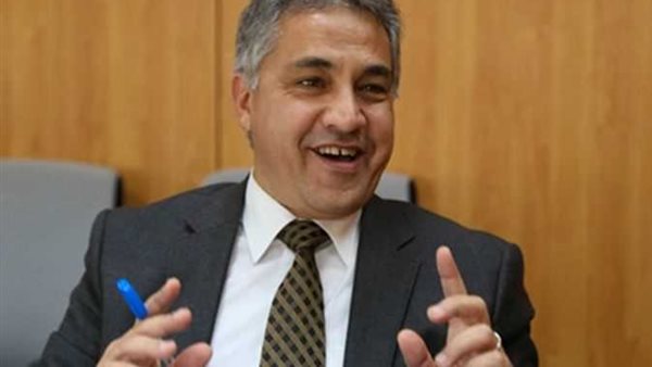  رئيس لجنة الإدارة