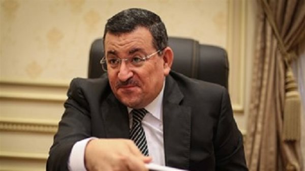 أسامة هيكل رئيس لجنة