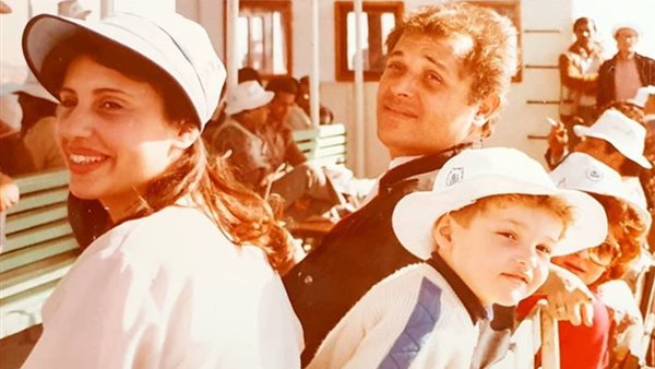 الراحل محمود عبد