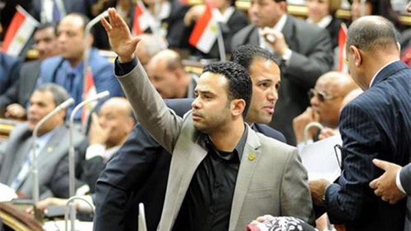 النائب محمود بدر