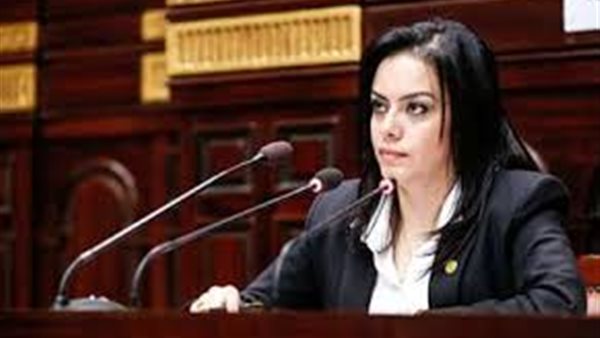 سيلفيا نبيل 